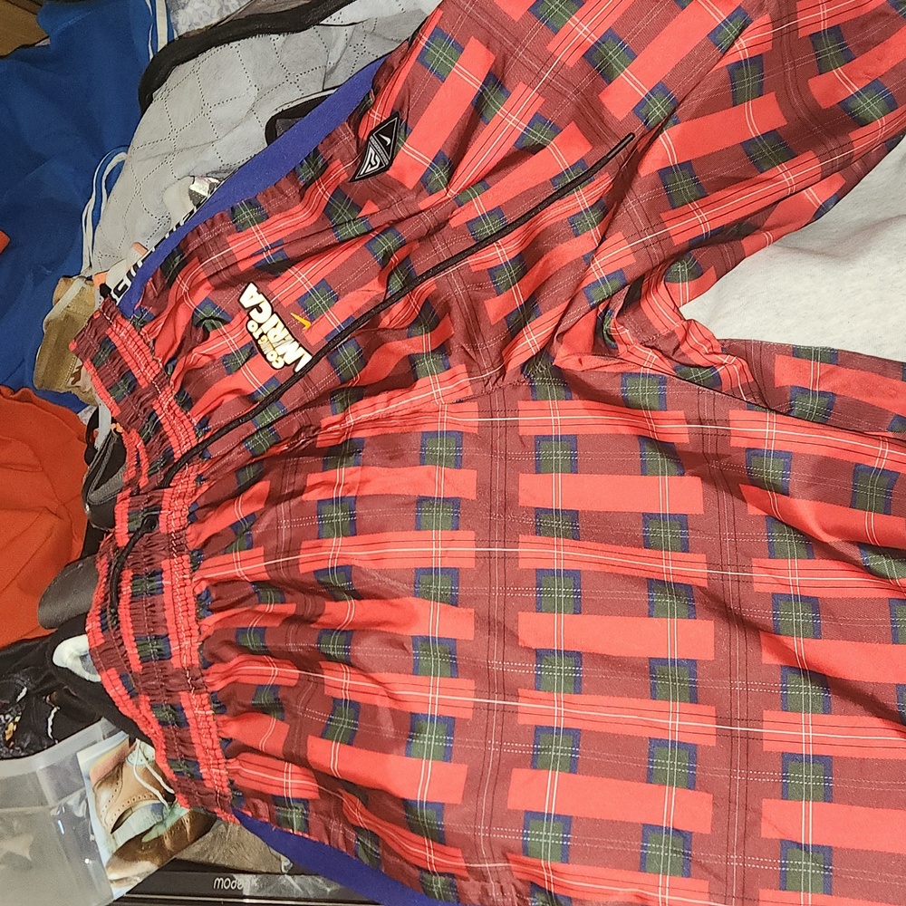 NWT-Nike Gianni's Coming to America pants